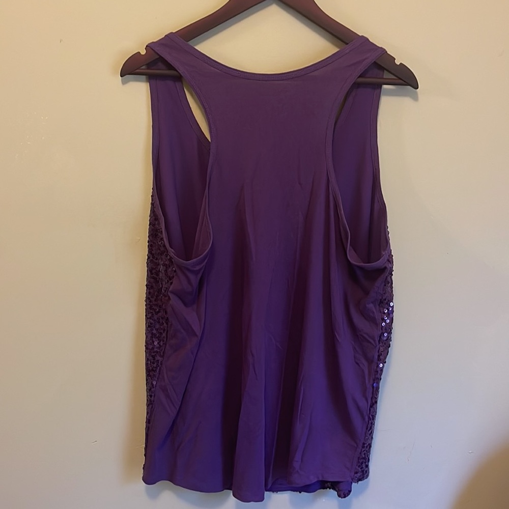 Beautiful purple beaded tank - Picture 2 of 2